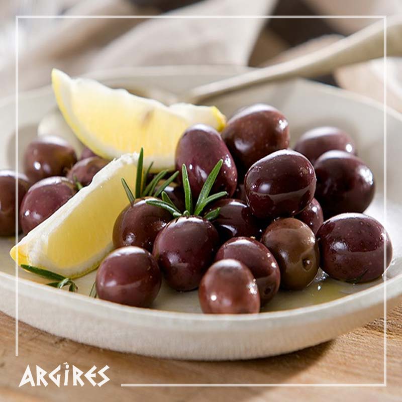 زيتون اسود اسبانى جامبو بالوزن