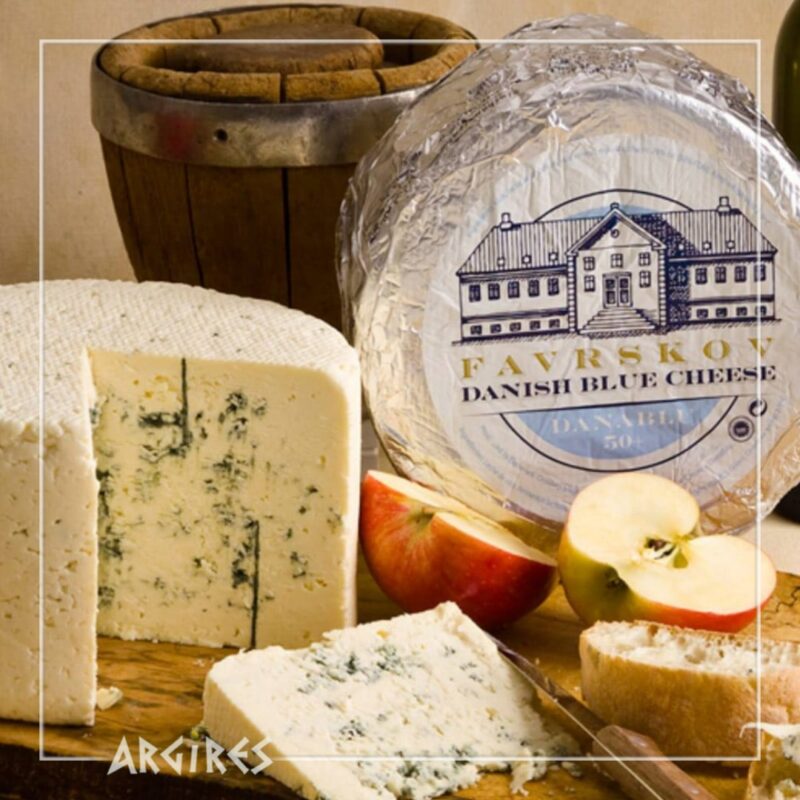 جبنة ريكفورد مستوردة بالوزن - blue cheese